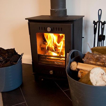 Cash Hill Farm Cottages Ballinamallard 外观 照片